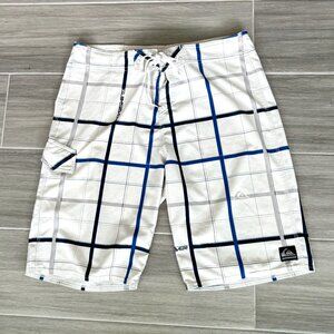 QUIKSILVER Board Shorts Size 36W Cypher Series Swimwear 4 Way Stretch White Blue